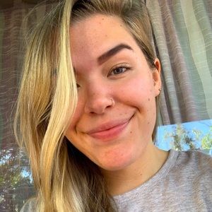 Meet your Posher, Hannah